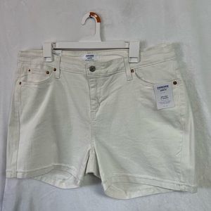 Denizen by Levi size 18 white shorts